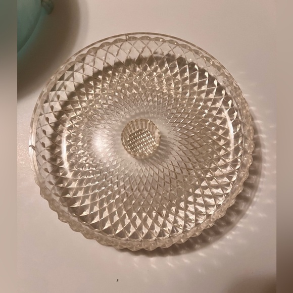 Vintage April Shower De Luxe Dusting Powder Container Only NO POWDER OR PUFF. - Picture 8 of 11